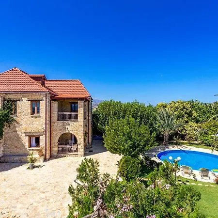 Avra By Villa