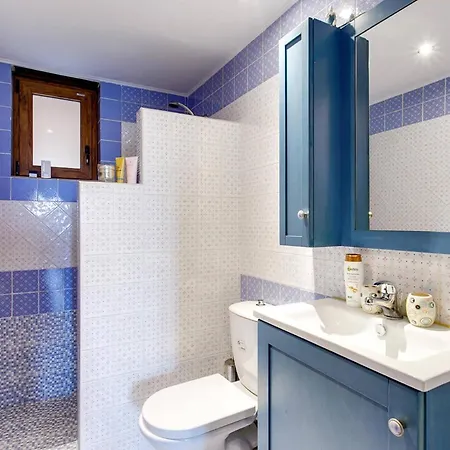 Vila Avra By *