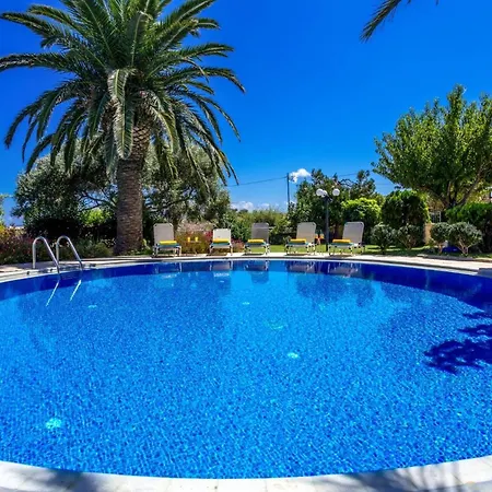 Vila Avra By *